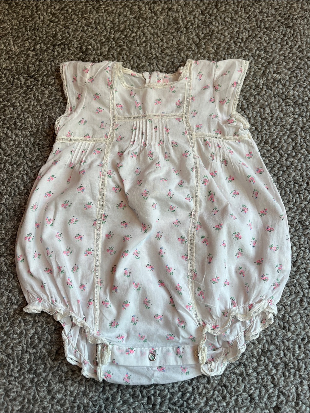 Bonpoint baby Pink Floral Cotton Bubble Romper